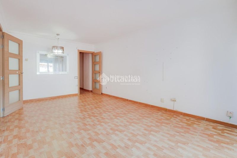 Foto 96870477-ecde-4837-a5d3-a740df086911. Pis a La Serreta Rubí