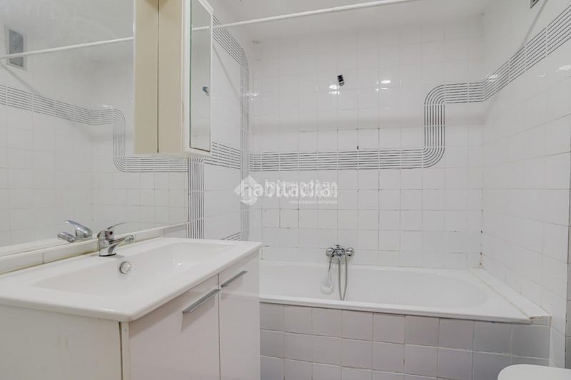 Foto b608100e-0d95-439f-8319-ce5b5304b2f0. Pis a La Serreta Rubí