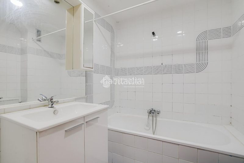 Foto dc18ea17-8d67-41c3-949f-bbb1c4813e73. Pis a La Serreta Rubí