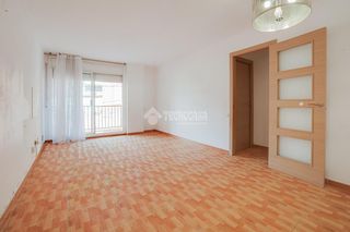 Pis  Carrer de la mare de d�u de lourdes. Piso en venta en rub�