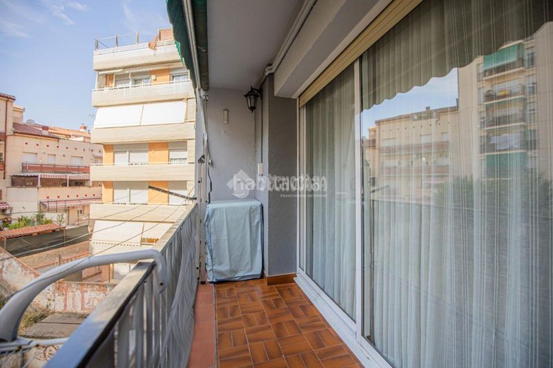 Foto d0e5b35d-4df0-4671-8e61-eccf759398ee. Pis amb calefacció a Centre Rubí