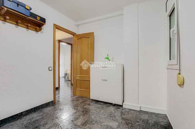 Foto d5ebbc5e-65d3-4d0c-84a5-8cd52f6559e3. Pis amb calefacció a Centre Rubí