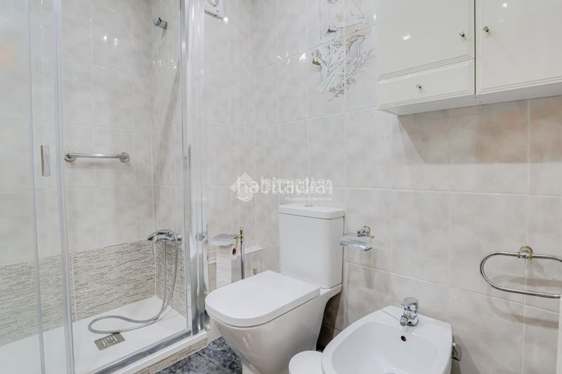 Foto f479a625-6012-410b-bced-bbd59d0641a8. Pis amb calefacció a Centre Rubí