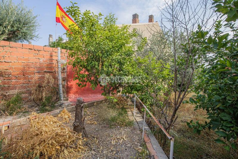 Foto a16bade3-ecd4-4563-bbc4-da1e8aa85613. Terreny residencial a Ca n´Oriol Rubí