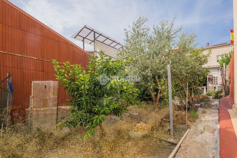 Foto cde26107-bd2a-4d52-be8c-6599b9a8ade7. Terreny residencial a Ca n´Oriol Rubí