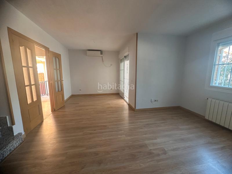 Foto da13b69e-b01b-4b40-ba25-8cebfc312df8. Maison jumelée avec chauffage piscine dans Ontígola