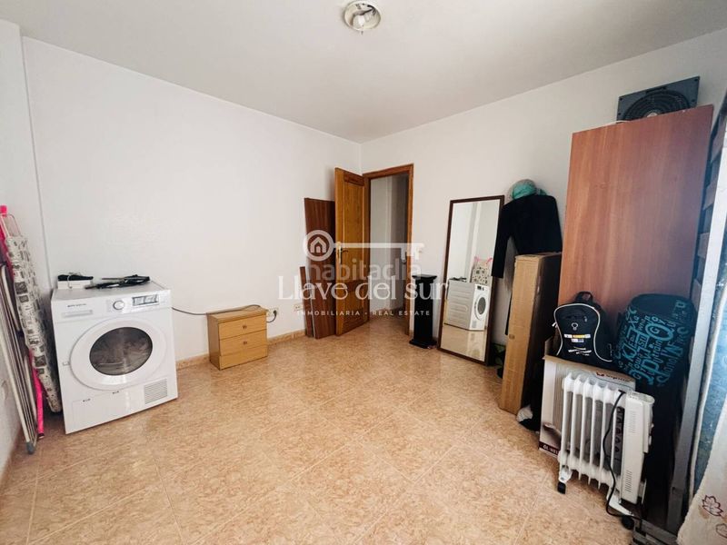 Foto d64236eb-8ac0-4cdb-8b74-4f0e8a979312. Pis a Águilas