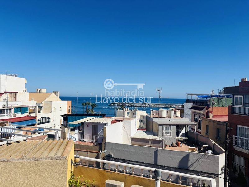 Foto f474719c-06b0-4bef-b176-7e3efd30bb8f. Casa a Casco Antiguo Águilas