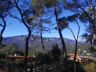 Wohngrundstück in Airesol. Terreno de 842 m con vistas a montserrat!
