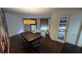 Appartement à Lluis casasas  1. Vivienda de 100 m2  detrás del corte ingles