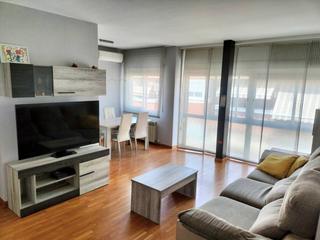 Pis a Sol i Padrís - Sant Oleguer. Exclusivo último piso con trastero y plaza doble a un paso del c
