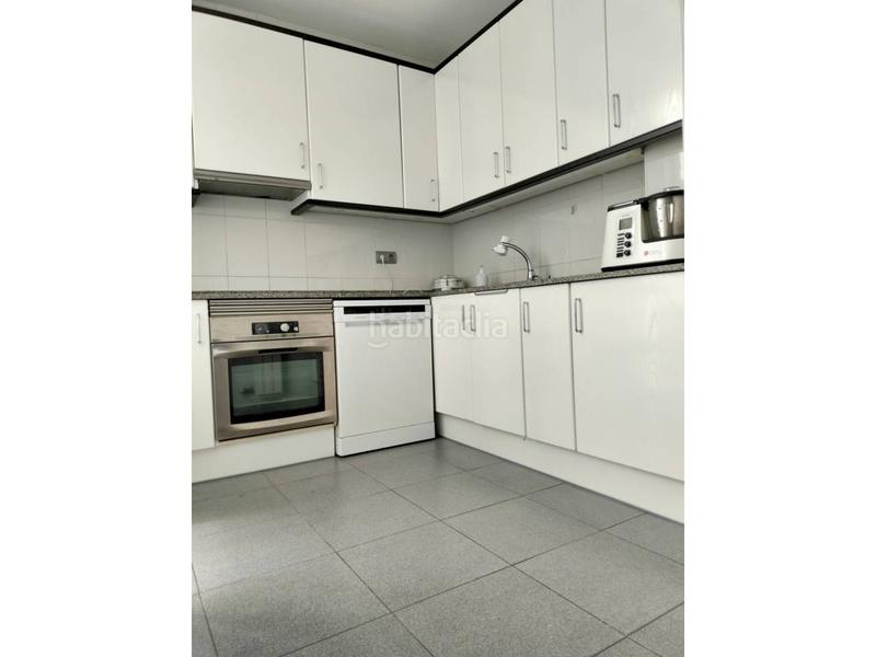 Foto 10519f65-94fe-491b-abef-acf9a8bc5500. Piso exclusivo último piso con trastero y plaza doble a un paso del centro en Sabadell