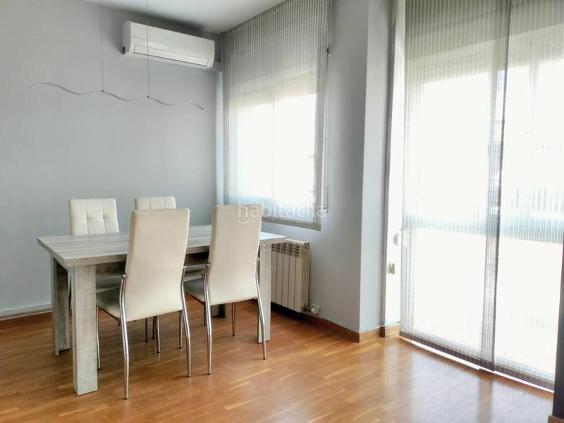 Foto 5f003894-739a-41ba-a5bb-4ead0584582f. Piso exclusivo último piso con trastero y plaza doble a un paso del centro en Sabadell