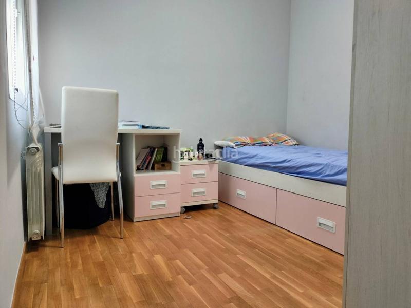 Foto a190ed3b-44d0-408f-83bf-2404e5c324a3. Piso exclusivo último piso con trastero y plaza doble a un paso del centro en Sabadell