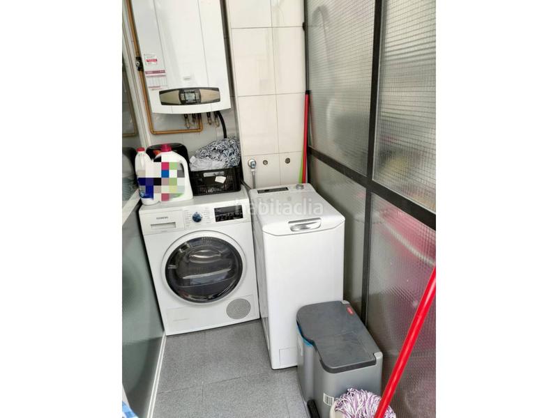 Foto b32a9420-152e-4d00-bcd0-801e2a0beede. Piso exclusivo último piso con trastero y plaza doble a un paso del centro en Sabadell