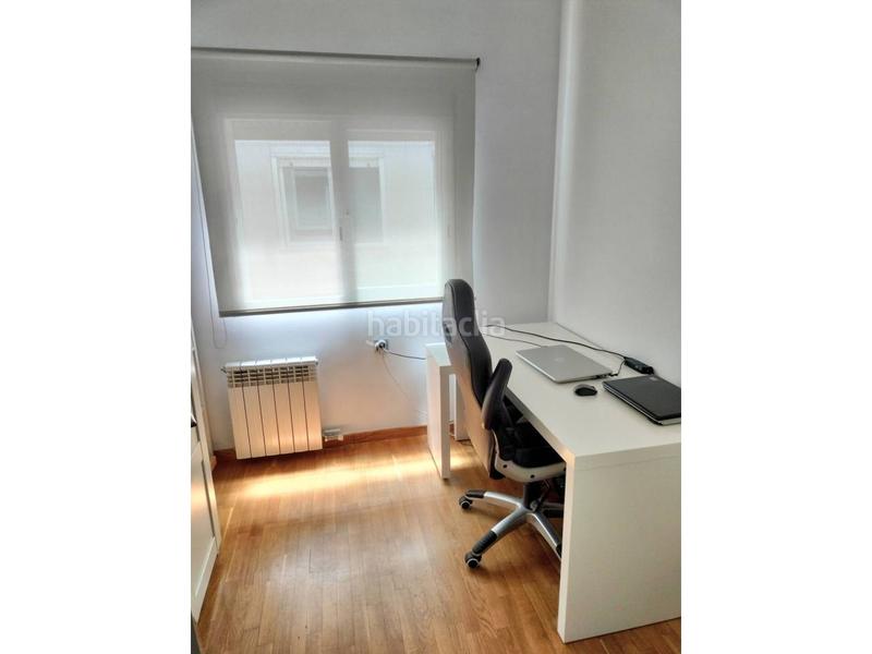 Foto b4b23a9d-b7f4-45e8-84fe-ec8713d407ed. Piso exclusivo último piso con trastero y plaza doble a un paso del centro en Sabadell