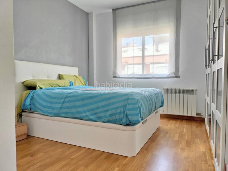 Foto c51884fb-caaf-4334-953b-bda25106f5f6. Piso exclusivo último piso con trastero y plaza doble a un paso del centro en Sabadell