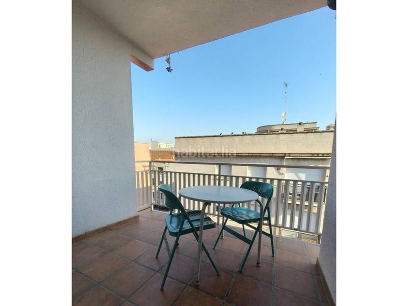 Foto 17a2d26d-9c4a-4d29-8a35-cf6d79f97cab. Piso espacioso piso con dos terrazas soleadas y vistas despejadas en el corazón del Eixample en Sabadell