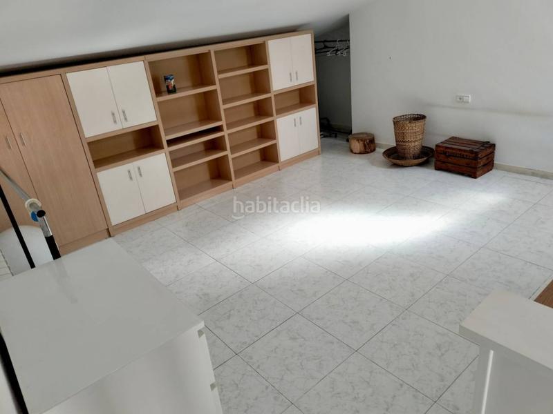 Foto bbcb8eb5-9449-4494-b75f-e4094270318d. Attico con riscaldamento in Centre Sabadell