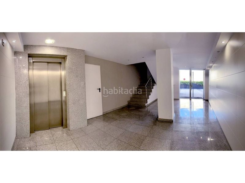 Foto c2d44dbf-ab9b-4e01-ac06-b4ed6f18e16f. Pis amb calefacció aparcament a Centre Sabadell