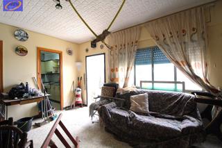 Maison à Montroi / Montroy. Casita de pueblo para hacerla a tu gusto en montroy