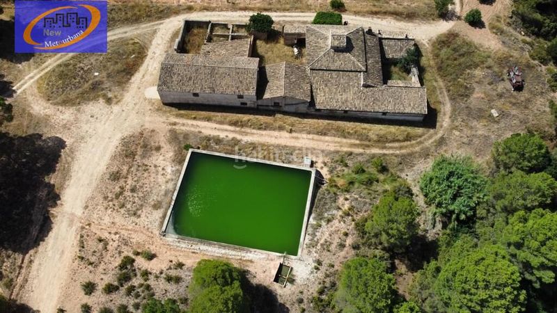 Foto 41afd30d-e18f-4fc4-af38-909e84940ddb. Finca rústica a Cofrentes