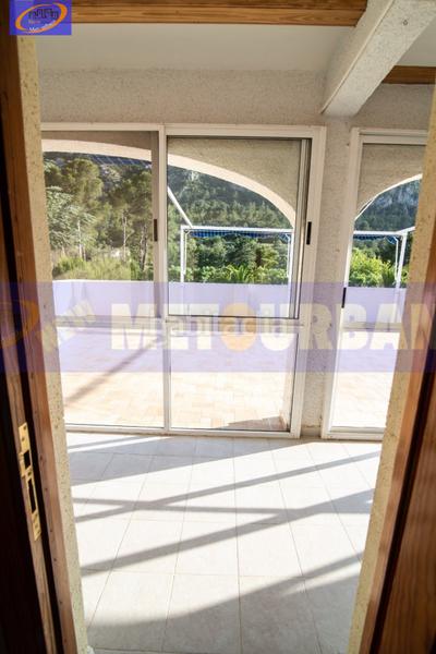 Foto de0a1bf9-88bf-486a-a1cf-e2d261b87c31. Xalet amb calefacció aparcament piscina a Barx