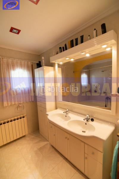 Foto e3a8a9d4-26b7-462d-ad0e-98bf820abb60. Xalet amb calefacció aparcament piscina a Barx