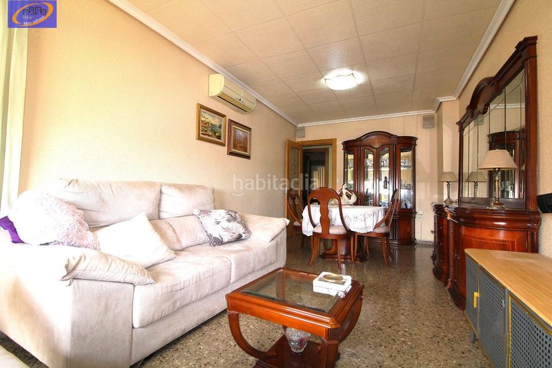 Piso amplio piso de 4 habitaciones y ascensor en camino de moncada en Valencia