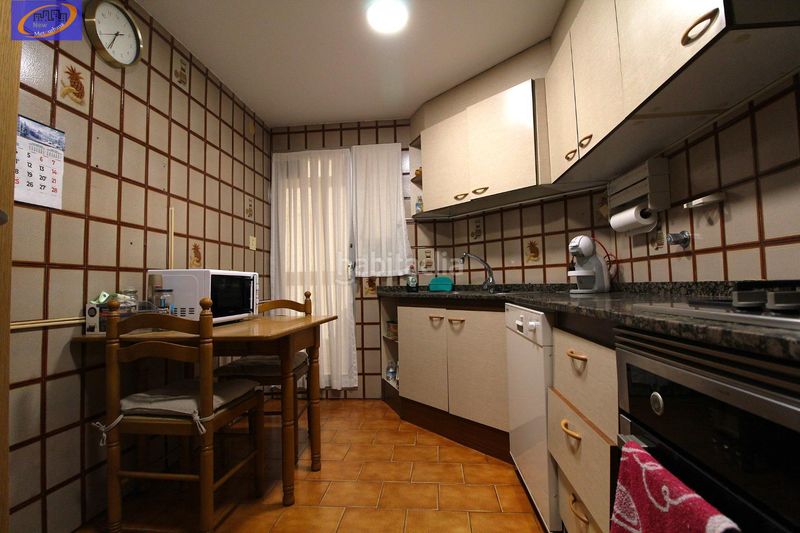 Piso amplio piso de 4 habitaciones y ascensor en camino de moncada en Valencia - Imagen 5