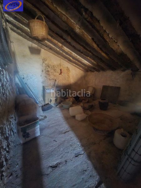 Foto eeaff3f0-d2ae-4e8c-a631-8df7695ba0cb. Casa a Almarcha (La)