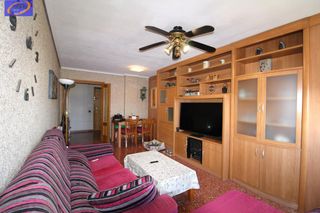 Flat in Aldaia. Encantador piso en aldaia, listo para entrar a vivir por 235,000