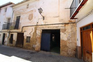 Casa in Utiel. Casa en centro historico