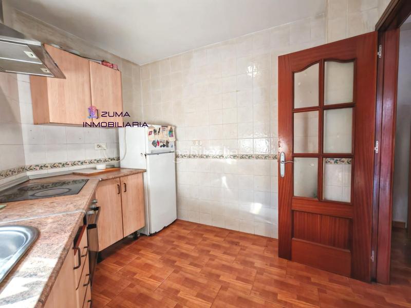 Foto 9e1c1129-ee5e-49d8-86f0-babb672bc707. Etagenwohnung in Los Almendros - El Limonero - El Tomillar Málaga