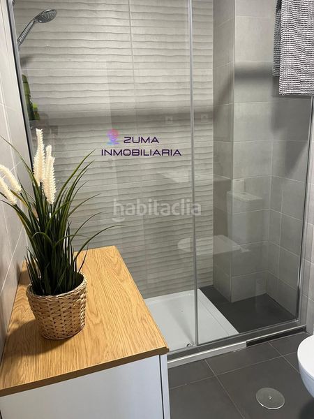 Foto 91db1e3d-54c7-40be-a8b5-99941e62c47d. Pis amb aparcament piscina a Santa Isabel Málaga