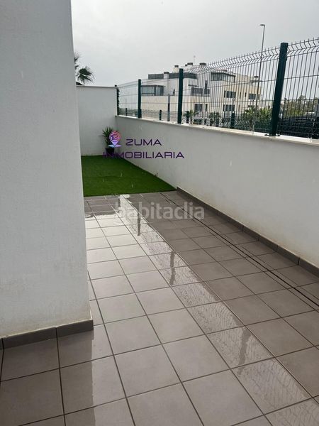 Foto daf86de2-0c76-4682-a6c7-cff5bf632ab9. Pis amb aparcament piscina a Santa Isabel Málaga