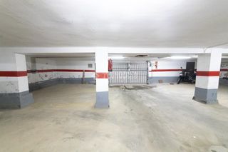 Location Parking voiture à Maritim. Boxplaza de garaje en alquiler en cubelles