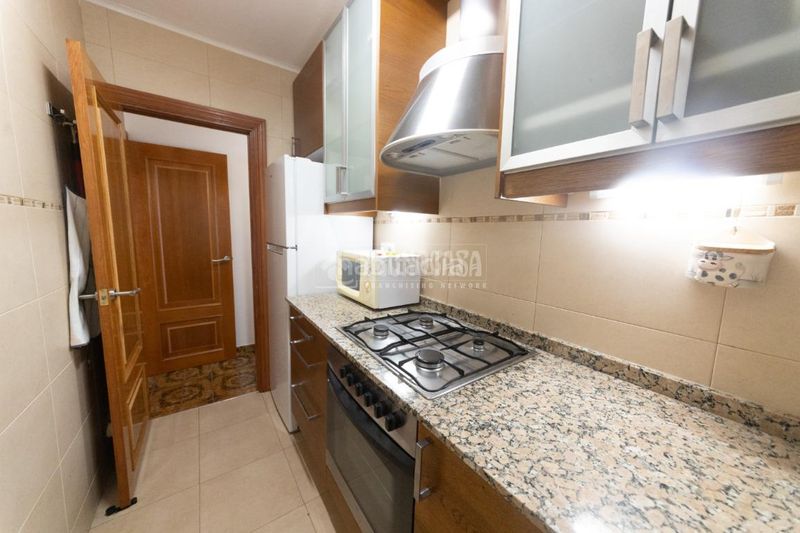 Foto 9925fb6c-adfa-4fe7-958b-a63e95ddb9aa. Pis amb aparcament a Nucli Antic Cunit