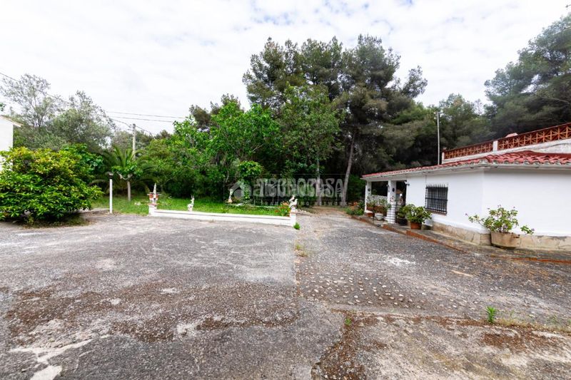 Foto 445ff797-d492-4261-a581-e3d13cc3c943. Masia amb calefacció aparcament a Mas Trader-Corral d´En Tort-Corral d´En Cona Cubelles