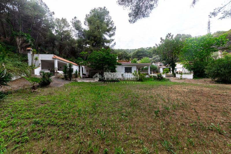 Foto a3606797-093e-4873-a6d8-99b506ff8b29. Masia amb calefacció aparcament a Mas Trader-Corral d´En Tort-Corral d´En Cona Cubelles