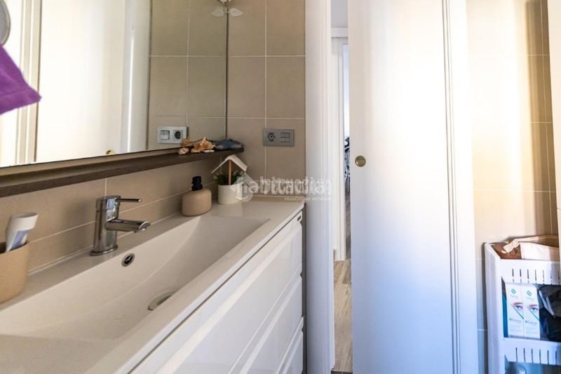 Foto 67b8c9e6-15c7-4b15-9eb7-ea5ff5f7d795. Pis amb aparcament a Nucli Antic Cunit