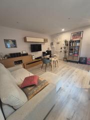 Miete Etagenwohnung  Carrer mare de déu dels desemparats. Pisonde 1 habitacion, totalmente reformado