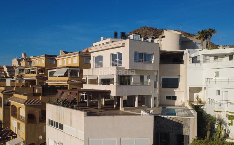 Foto 102c2bc1-2ccc-4e68-9103-a43c03eb8ff2. Casa amb calefacció aparcament piscina a El Hornillo Águilas