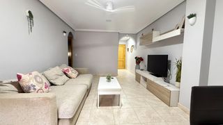Miete Etagenwohnung in Casco Antiguo. Solo de septiembre a junio