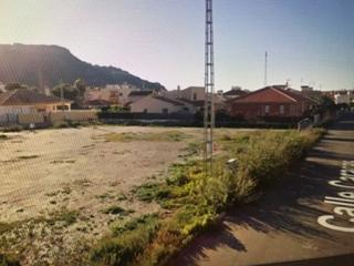 Residential Plot in Delicias. Parcela en esquina en calabardina