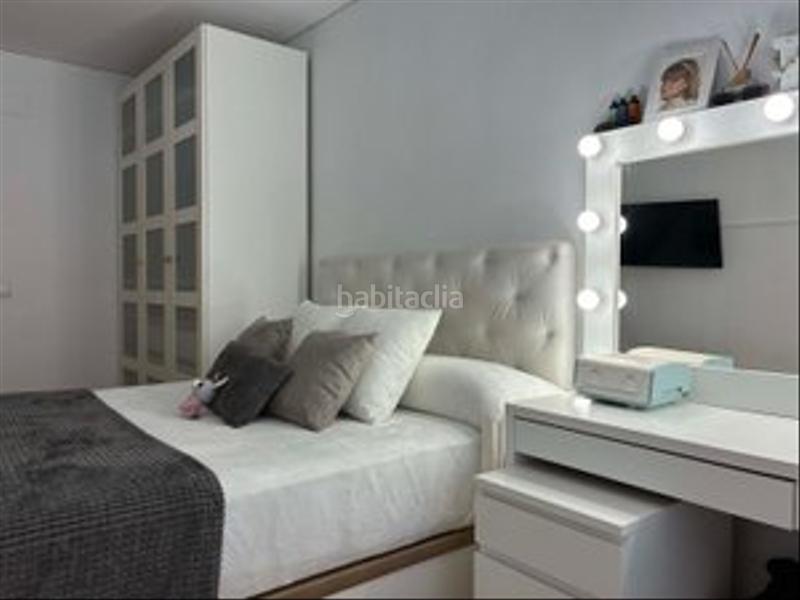 Foto 3f7159c2-a4bb-41aa-ba22-cbc6177318cd. Doppelhaus mit kamin heizung parking in Valls