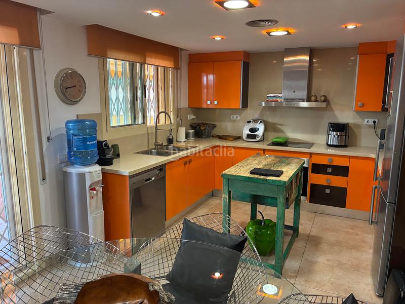 Foto a539d14b-9a8e-479d-8e47-8962d31d85d1. Doppelhaus mit kamin heizung parking in Valls