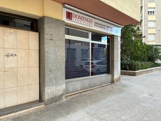 Location Local commercial  Carrer de bernat de bell-lloc. Alquiler de oficina en calle de bernat de bell-lloc