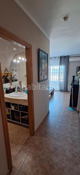 Foto 29b5a27f-f7e3-4a46-9898-548c4aacbeea. Xalet amb xemeneia calefacció aparcament piscina a Masquefa