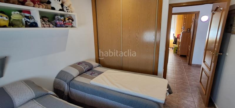 Foto 40904d95-6b89-46f8-be95-6a14f9b57857. Xalet amb xemeneia calefacció aparcament piscina a Masquefa